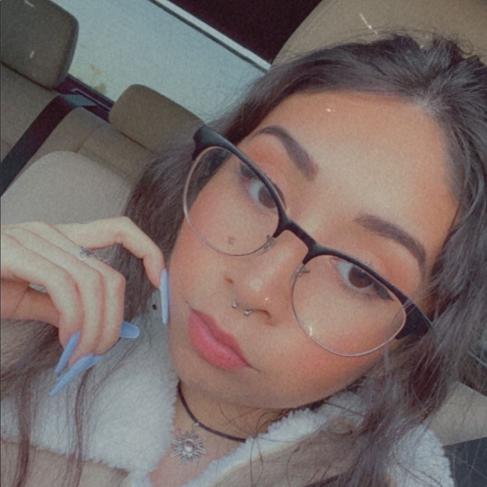 Meet your Posher, Hailie